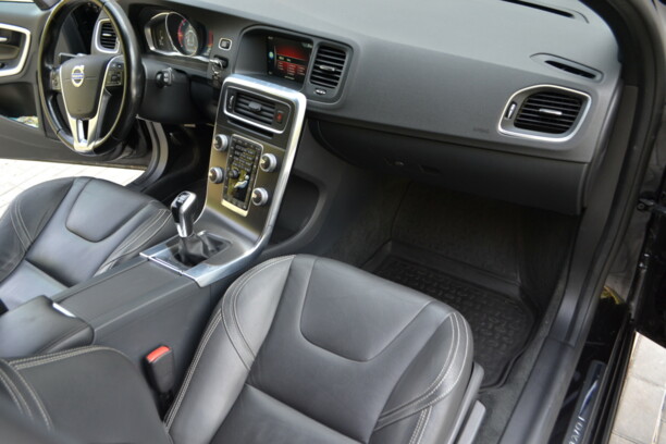 Volvo V60 I · Рестайлинг, 2015 г.