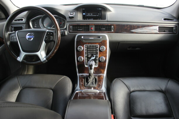 Volvo XC70 III · Рестайлинг, 2014 г.
