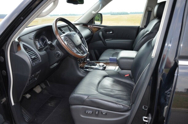 Infiniti QX56 II, 7 мест, 2011 г.