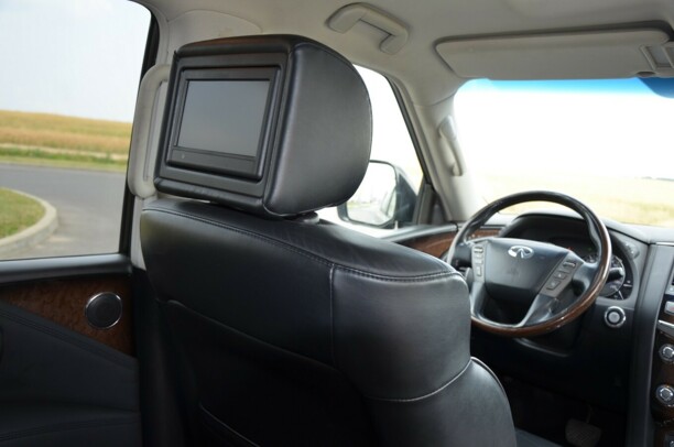 Infiniti QX56 II, 7 мест, 2011 г.