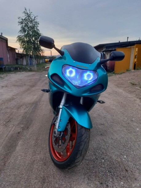 Suzuki GSX-R 750, 2001 г.