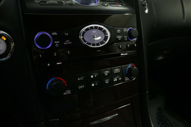 Infiniti EX, 2012 г.