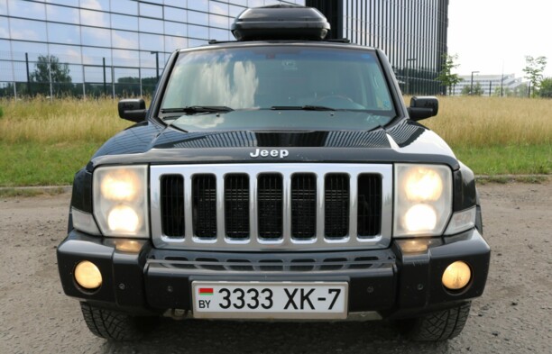 Jeep Commander, 7 мест, 2006 г.