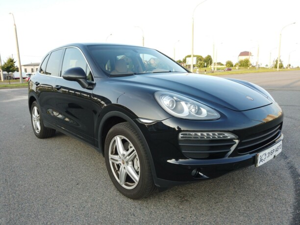 Porsche Cayenne 958, 2010 г.