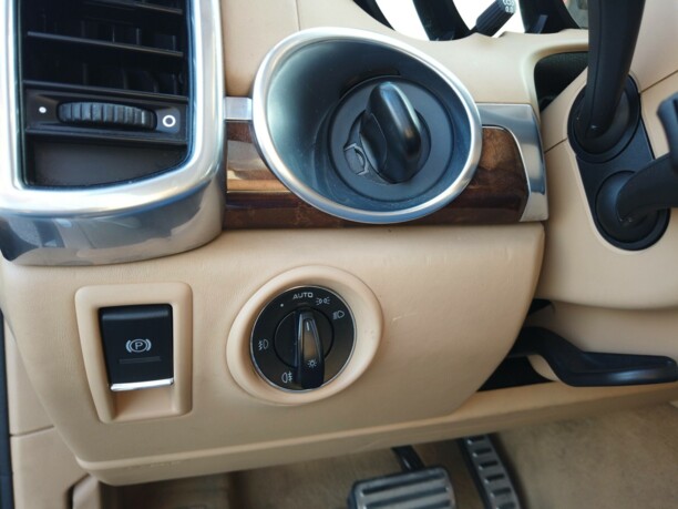 Porsche Cayenne 958, 2010 г.