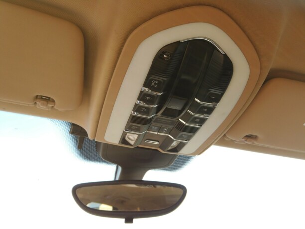 Porsche Cayenne 958, 2010 г.