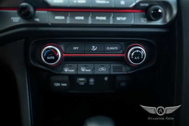 Hyundai Veloster II, 2020 г.