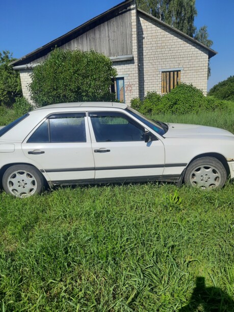 Mercedes-Benz E-Класс W124, S124, C124, A124, 1985 г.