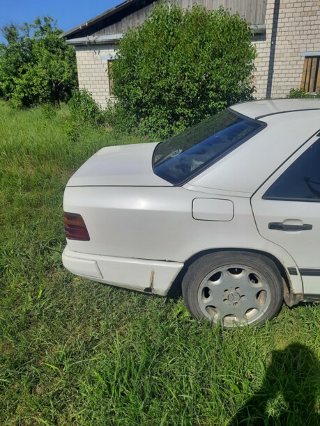 Mercedes-Benz E-Класс W124, S124, C124, A124, 1985 г.