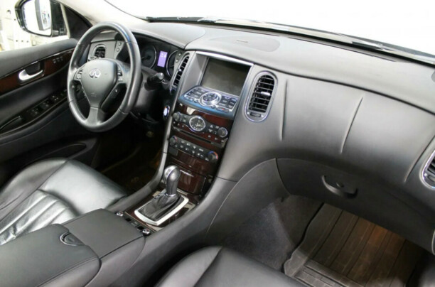 Infiniti EX, 2011 г.