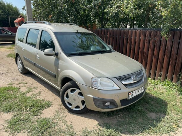 Lada (ВАЗ) Largus, 7 мест, 2014 г.