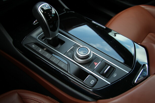 Maserati Levante I, 2016 г.
