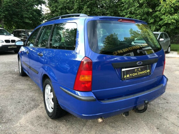 Ford Focus I · Рестайлинг, 2001 г.
