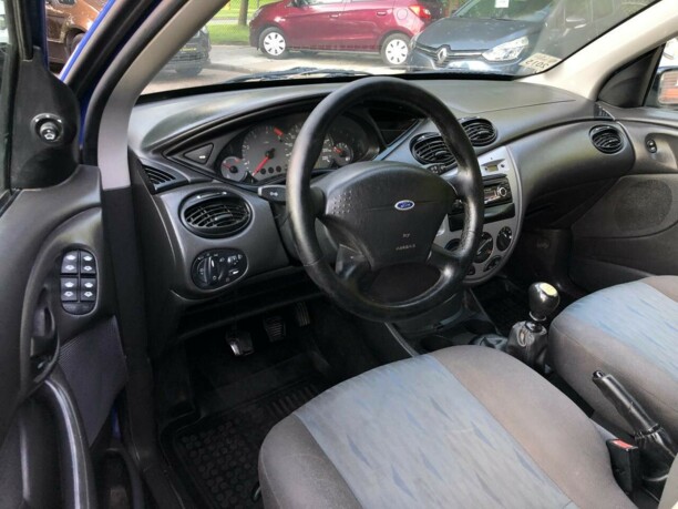 Ford Focus I · Рестайлинг, 2001 г.