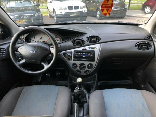 Ford Focus I · Рестайлинг, 2001 г.