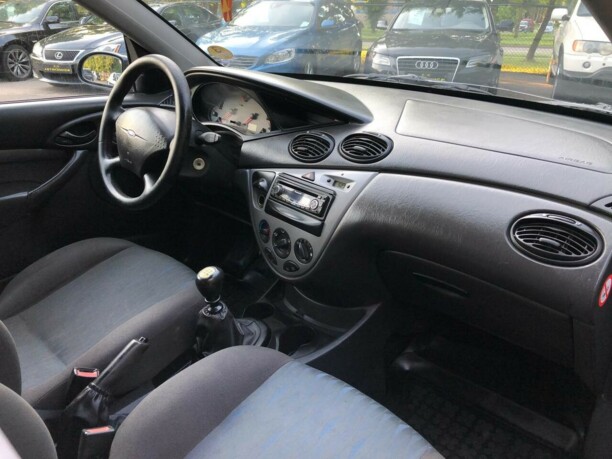 Ford Focus I · Рестайлинг, 2001 г.