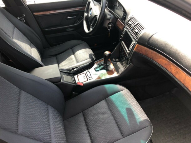 BMW 5 серия E39, 2002 г.