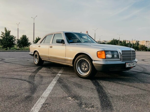 Mercedes-Benz S-Класс W126, C126, 1983 г.