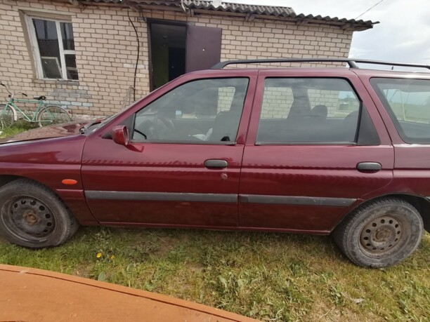 Ford Escort III (USA), 1998 г.