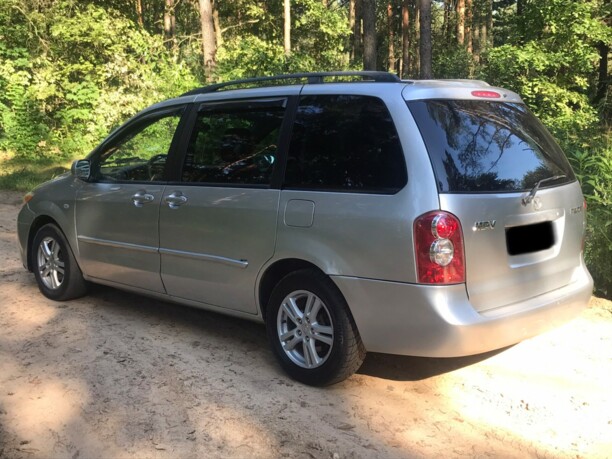Mazda MPV II · Рестайлинг, 7 мест, 2004 г.
