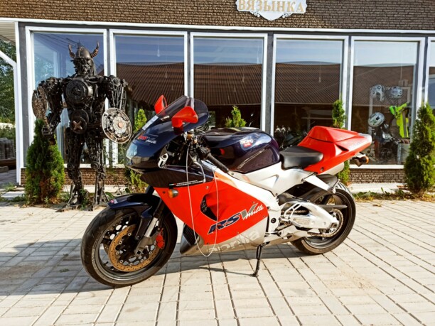 Aprilia RSV, 1999 г.