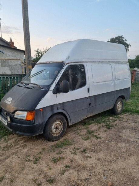 Ford Transit фургон, 1999 г.