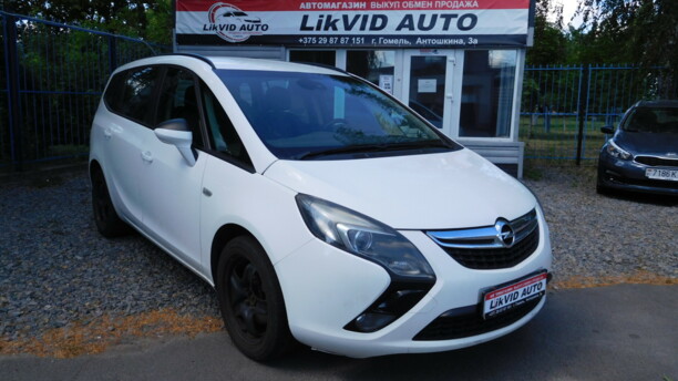 Opel Zafira C, 7 мест, 2012 г.