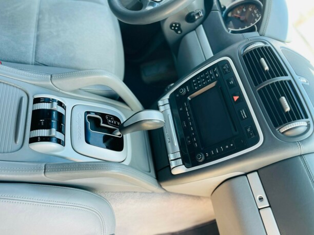 Porsche Cayenne 957, 2008 г.