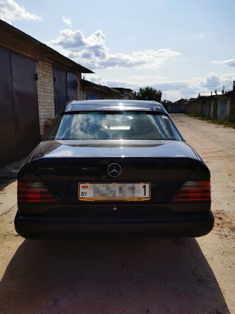 Mercedes-Benz E-Класс W124, S124, C124, A124, 1989 г.
