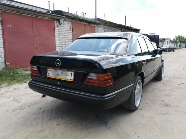 Mercedes-Benz E-Класс W124, S124, C124, A124, 1989 г.
