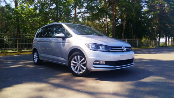 Volkswagen Touran III, 7 мест, 2015 г.