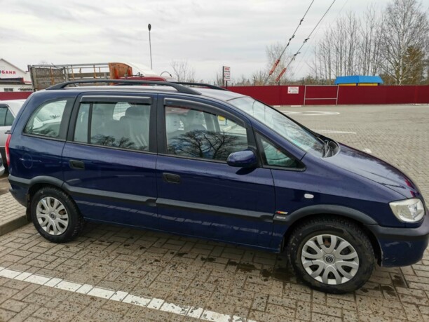 Opel Zafira A, 7 мест, 2001 г.