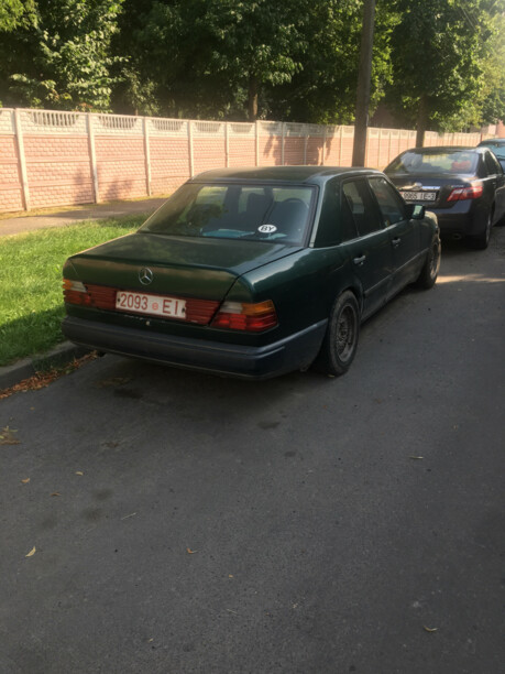 Mercedes-Benz E-Класс W124, S124, C124, A124, 1985 г.
