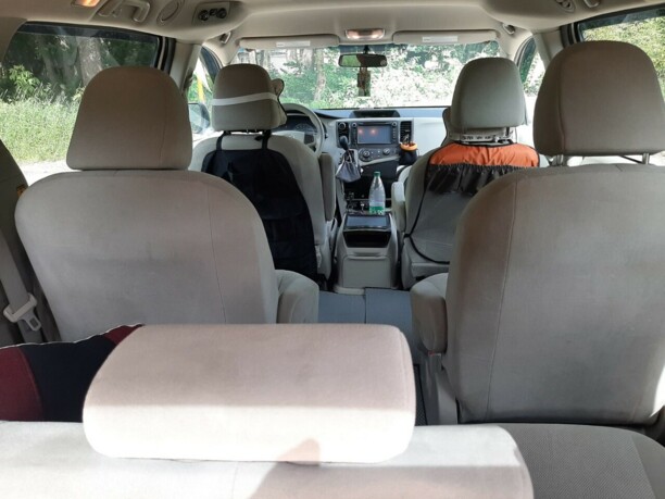 Toyota Sienna III (XL30), 7 мест, 2010 г.