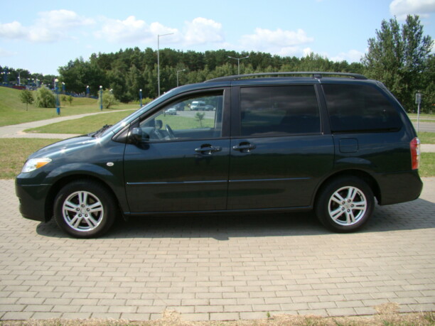 Mazda MPV II · Рестайлинг, 7 мест, 2004 г.