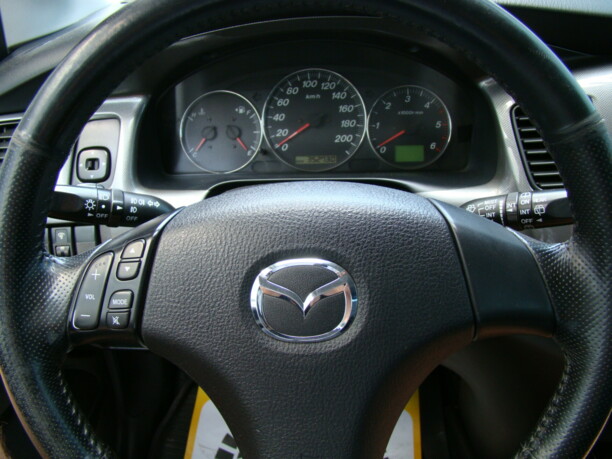 Mazda MPV II · Рестайлинг, 7 мест, 2004 г.
