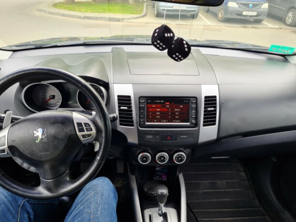 Peugeot 4007, 7 мест, 2008 г.