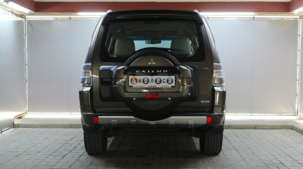 Mitsubishi Pajero IV, 2010 г.