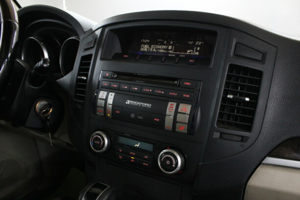 Mitsubishi Pajero IV, 2010 г.