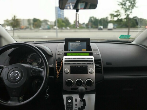 Mazda 5 I, 7 мест, 2005 г.