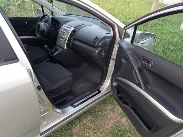 Toyota Corolla Verso II (E121), 7 мест, 2006 г.