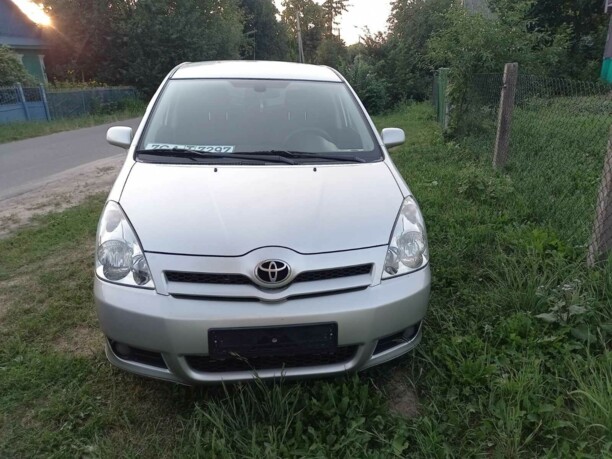 Toyota Corolla Verso II (E121), 7 мест, 2006 г.
