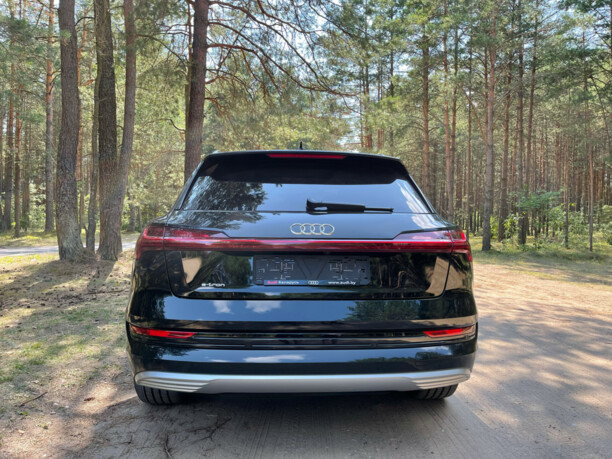 Audi e-tron, 2019 г.