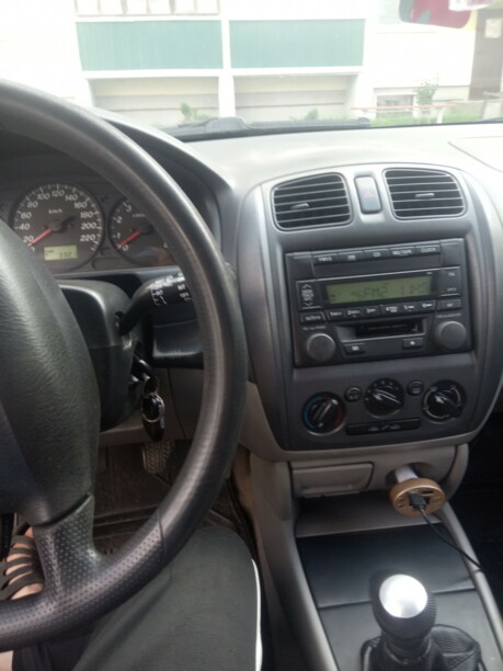 Mazda 323F, 2001 г.