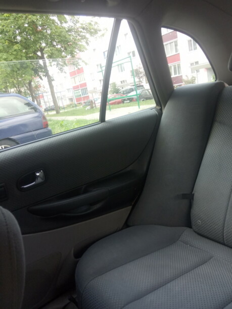 Mazda 323F, 2001 г.