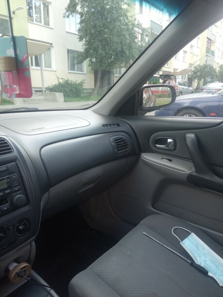 Mazda 323F, 2001 г.
