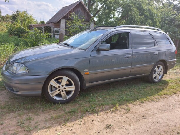Toyota Avensis I (T220) · Рестайлинг, 2002 г.