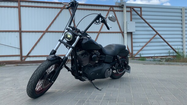 Harley-Davidson Dyna Street Bob, 2006 г.