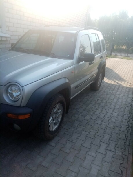 Jeep Cherokee KJ, 2003 г.