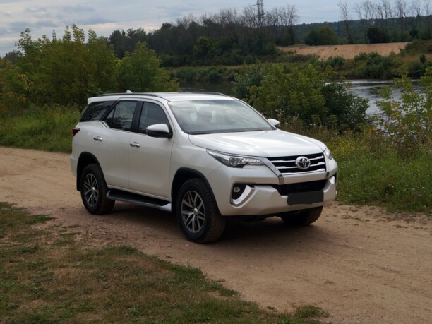 Toyota Fortuner II , 7 мест, 2017 г.